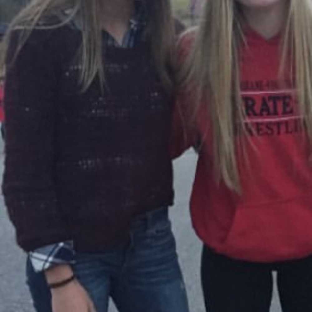 thin maroon aero sweater